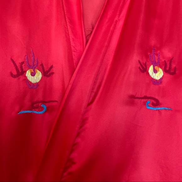 Chinese silk blend embroidered dragon belted robe 🐲 - Picture 7 of 11
